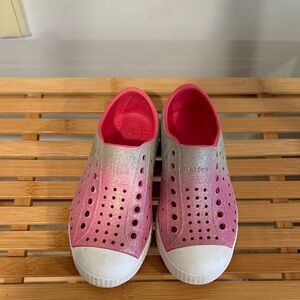 Native Jefferson Pink and Green Bling - size C11